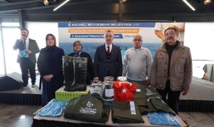baskan-buyukakin-balikcilara-en-buyuk-destegimiz-denizlerimizi-temizlemek-yVtAwPO1.jpg