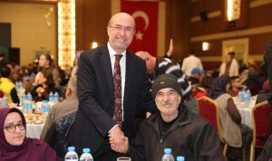 baskan-pekyatirmaci-gunduz-esnaf-ziyareti-aksam-ise-iftar-ve-teravih-bulusmalari-ile-ramazanin-bereketine-OvBkH7Xy.jpg