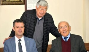 baskan-sarikurt-secim-calismalarini-gece-gunduz-surduruyor-cBn4RsdW.jpg