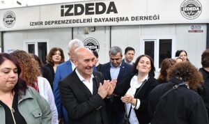 baskan-soyer-izmirden-asla-elimi-cekmeyecegim-UHjswFdU.jpg