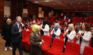 baskan-taban-inesmek-kursiyerleriyle-bulustu-WyGlJ3uI.jpg