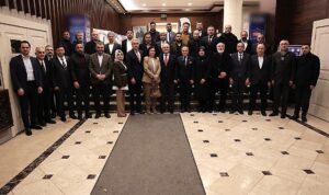 baskanlar-kuruluna-konuk-olan-bilgin-5-yili-degerlendirdi-DKnC2UZC.jpg