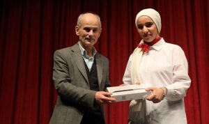 beyaz-kalpler-ogrencileri-istiklal-ruhunu-yasatti-5nrFr9MT.jpg