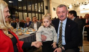 buyukakin-bizim-butun-isimiz-milletimize-hizmet-kjFlyGaM.jpg