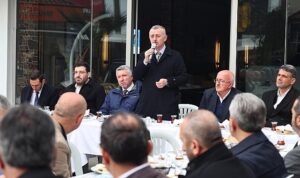 buyukakin-ve-kocaman-mobesko-esnafiyla-bulustu-tS1vNX52.jpg