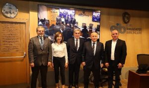 celik-sektoru-rekabetciligini-geri-istiyor-bgYBwpbC.jpg