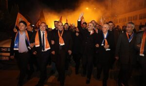 ciftciden-miting-gibi-acik-hava-toplantisi-9UKDbybA.jpg