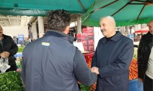 cumhur-ittifaki-adayi-buyukgozden-pazarci-esnaflarina-hayirli-isler-4eQWgsXu.jpg
