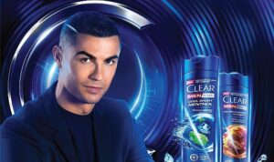 dunyaca-unlu-futbolcu-ronaldo-clear-ile-bir-yeni-reklam-filmine-daha-imza-atti-KGtPtgYV.jpg