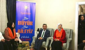 erol-olmez-hane-hane-geziyor-ZkVwi19a.jpg