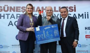 gunes-mahallesinde-bayram-cy5utC6K.jpg