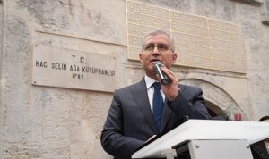 istanbulun-en-ozel-tarihi-kutuphanelerinden-biri-daha-restore-edildi-haci-salim-aga-kutuphanesi-yeniden-j484Epzw.jpg