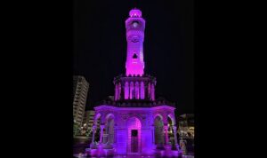 izmir-saat-kulesi-epilepsi-icin-mor-renkle-isiklandirilacak-n6Z5ivWR.jpg