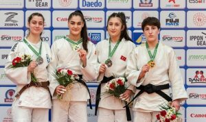 judoda-6-madalya-birden-QHadGt8m.jpg