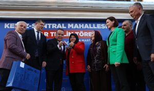 kepez-santral-mahallesinde-anahtar-heyecani-xCCPReJh.jpg