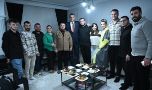 kocaman-belediye-baskanligi-makami-bir-hizmet-makamidir-4SrqOQ8u.jpg