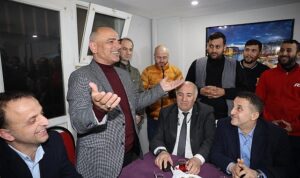 korfezli-romanlardan-baskan-sogute-tam-destek-eLnrC67T.jpg