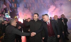 kullar-ozluyu-bagrina-basti-ChjwO6Oj.jpg
