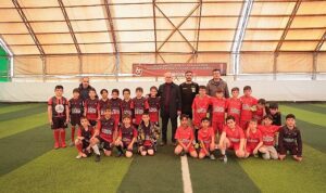 nevsehir-belediyesi-tarafindan-duzenlenen-3-ilkokullar-arasi-23-nisan-hali-saha-futbol-turnuvasi-basladi-qvNzl8tV.jpg