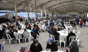 niluferde-ilk-iftar-sofrasi-ihsaniyede-kuruldu-eY3PJQgb.jpg