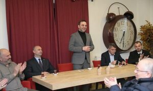 ozlu-basiskeleye-hizmete-haziriz-QZcBPIhD.jpg