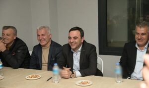 ozlu-genclere-yonelik-yatirimlarimiz-surecek-KxmXy8FY.jpg