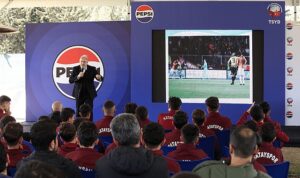 pepsi-gelecegin-yildiz-futbolcularina-destek-projesi-hatayda-basladi-3pj5fQBn.jpg