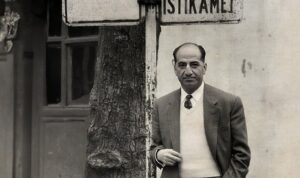 samim-kocagoz-mecburi-istikamet-belgeseli-izmirliler-ile-bulusuyor-Q6zbEnpv.jpg