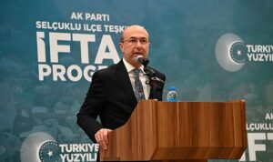 selcuklu-belediye-baskani-ve-belediye-baskan-adayi-ahmet-pekyatirmaci-31-mart-yerel-yonetimler-secimlerine-sJ7DV4c2.jpg