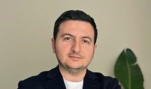seturun-pazarlama-ve-kurumsal-iletisim-direktorlugune-omer-ozkan-sakar-atandi-f63SM3xC.jpg