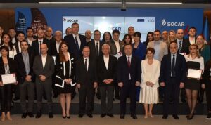 socar-energy-school-ikinci-donem-mezunlarini-verdi-tVQsX3bp.jpg