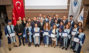 soyer-izmirde-ektigimiz-her-bir-tohumun-takipcisi-olacagim-QyWfYuLc.jpg