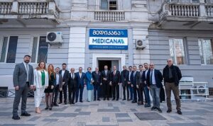 turkiyenin-basarili-saglik-grubu-medicana-tiflis-temsilcilik-ofisini-hizmete-acti-jVziX2gG.jpg