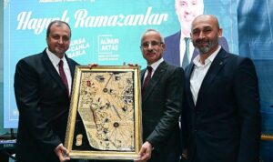 ulastirma-ve-altyapi-bakani-abdulkadir-uraloglu-acilis-ve-iftar-programlari-vesilesiyle-geldigi-iznikte-yeni-yMd7Pjnf.jpg