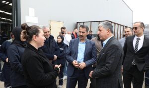 yaman-iscilerden-omerogluna-destek-istedi-42PCGMAI.jpg