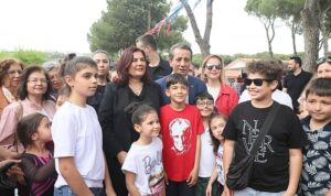 aydin-buyuksehir-belediye-baskani-ozlem-cercioglu-efeler-belediye-baskani-anil-yetiskin-ile-birlikte-tekstil-d99WFz96.jpg