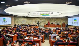 balikesir-buyuksehir-belediye-meclisi-yeni-doneminde-ilk-toplantisini-gerceklestirdi-UMeaQSqY.jpg