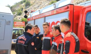 baskan-aras-koordinesinde-ekipler-teleferik-kazasinda-gorev-aldi-DLI5rAsA.jpg