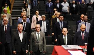 bergama-belediye-meclisi-ilk-toplantisi-gerceklesti-ntLEuXtm.jpg