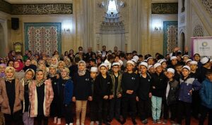 bilgehanelerin-hafizlik-ogrencileri-iftar-programinda-bulustu-fPezTsie.jpg