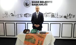buyuk-birlik-partisi-sivas-belediye-baskani-dr-adem-uzun-secim-donemi-vaatlerini-ve-basliyoruz-2w9A1IPA.jpg