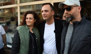 camdibi-muzisyenlerinden-mini-konser-PGj2CVWs.jpg