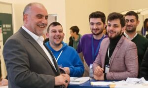 canikten-genclere-mujde-baskan-ibrahim-sandikci-bu-yil-da-universiteyi-yeni-kazanacak-olan-tum-K7wHQFHB.jpg