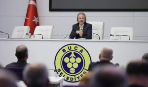 chp-genel-baskan-yardimcisi-ilhan-uzgel-buca-belediyesinin-konugu-oldu-fmrzUM2O.jpg