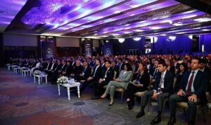dunya-liderleri-uludag-ekonomi-zirvesinde-uludag-ekonomi-zirvesinin-acilis-konusmasini-hazine-ve-maliye-bakani-sa8btuLO.jpg