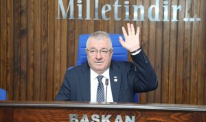 edremit-belediyesinde-yeni-donemin-ilk-meclis-toplantisi-pTKTsm57.jpg