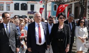 edremitte-mehmet-ertas-donemi-basladi-XfHxbzXi.jpg