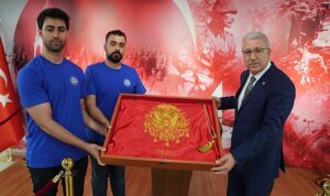 ege-universitesinde-57-alay-temsili-sancagini-1-milyonun-uzerinde-kisi-ziyaret-etti-pHV8NNcI.jpg