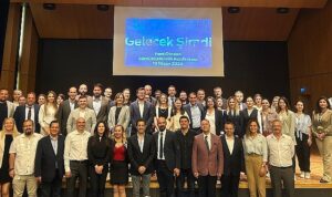 ford-otosan-ekosistemdeki-liderligini-surduruyor-lojistik-servis-saglayicilari-surdurulebilirlik-manifestosu-ile-karbon-notr-hedefine-pHpcKAcY.jpg