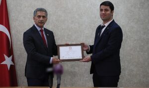 gemlik-belediyesinde-sukru-deviren-donemi-basladi-NXA7kCwB.jpg